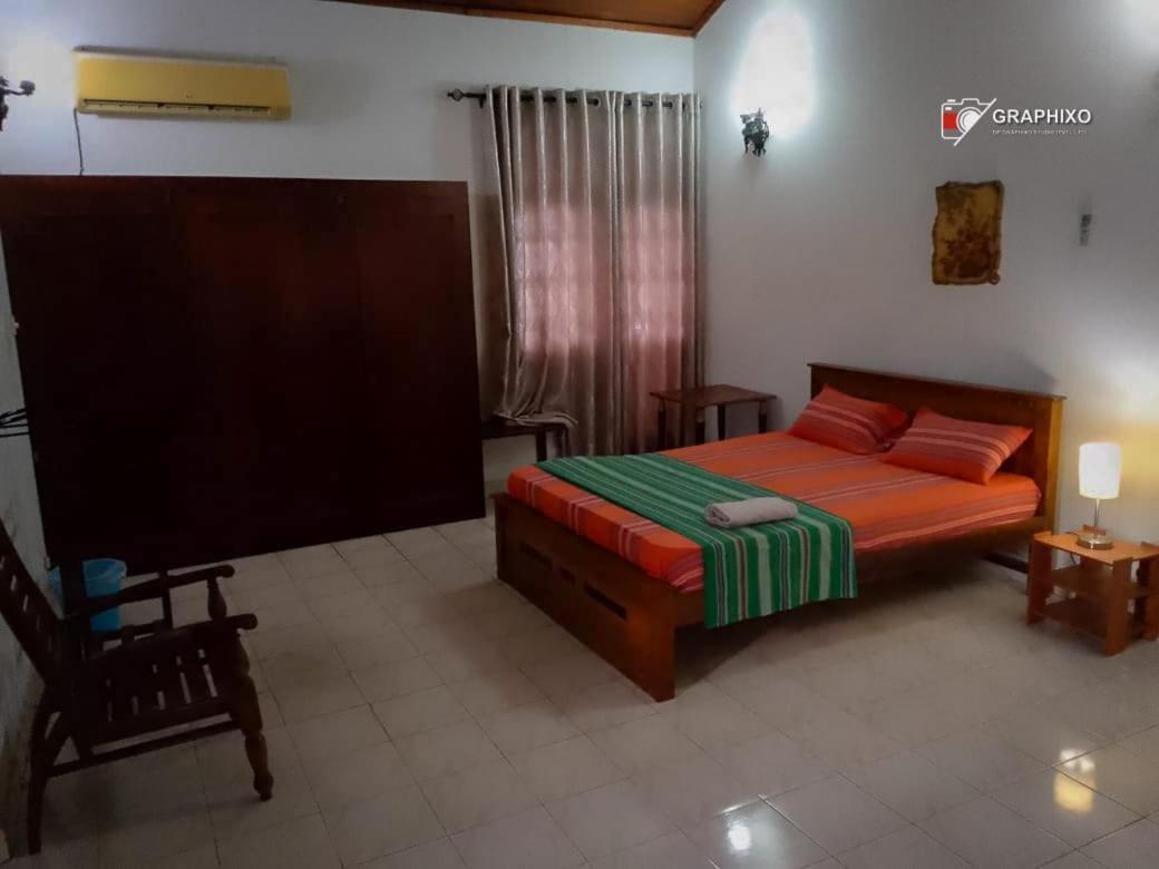 Ceylon Travel And Stay Lodge Battaramulla Kültér fotó